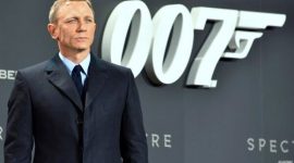 Film terbaru James Bond, No Time To Die menunda jadwal tayangnya karena mewabahnya virus Corona.