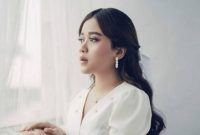 Penyanyi Brisia Jodie kembali hadir menyapa para penggemarnya melalui single terbaru yang berjudul 