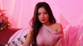 Selebgram cantik Berlliana Lovell bersama dengan musisi muda Dycal baru saja merilis single terbaru mereka yang berjudul 