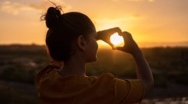 Selain skincare, terdapat beberapa tipe self care yang ternyata wajib untuk kita lakukan demi menjaga kesehatan fisik dan mental. (Foto: Pexels.com)
