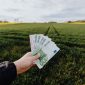 Frugal living menjadi gaya hidup yang sering digunakan banyak miliarder untuk mengelola keuangannya sehingga lebih hemat dan sehat. (Foto: Pexels)