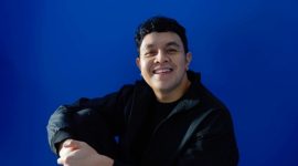 Tulus mengajak Petra Sihombing dan Erwin Gutawa untuk menciptakan lagu berjudul 