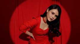 Penyanyi cantik Maizura baru saja merilis single terbarunya bertajuk 
