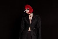 Penyanyi Isyana Sarasvati baru saja merilis mini album terbarunya bertajuk my Mystery yang berisi lima trek. (Foto: REDROSE ENTERTAINMENT)