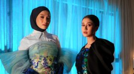 Keisya Levronka baru saja berkolaborasi dengan penyanyi Malaysia Nabila Razali untuk merilis ulang 