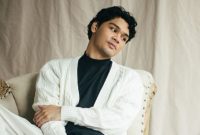 Mikha Angelo kembali merilis single solo terbarunya yang berjudul 