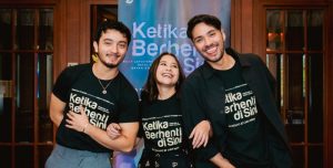Prilly Ketika Berhenti di Sini