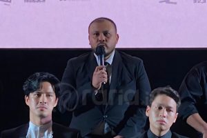 Joko Anwar menyebut film drama-thriller Pengepungan di Bukit Duri diangkat dari keresahan gagalnya sistem pendidikan di Indonesia.