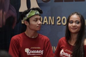 Kiesha Alvaro mengaku sempat canggung beradegan romantis dengan Aurora Ribero demi perannya sebagai Raim Laode di film berjudul Komang.