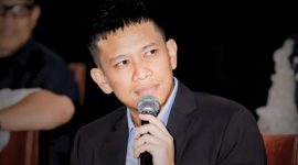 Komedian Boris Bokir mengaku sempat menolak untuk bermain di film Panggil Aku Ayah tetapi akhirnya berubah pikiran karena hal ini. (Foto: Poplicist/Arman)