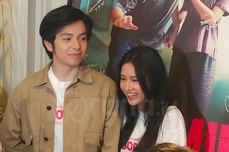 Angga Yunanda dan Shenina Cinnamon akhirnya bermain film bersama pertama kalinya pasca menikah dengan menjadi pasangan di film Dopamin. (Foto: Raria.id/Septian Akbar)
