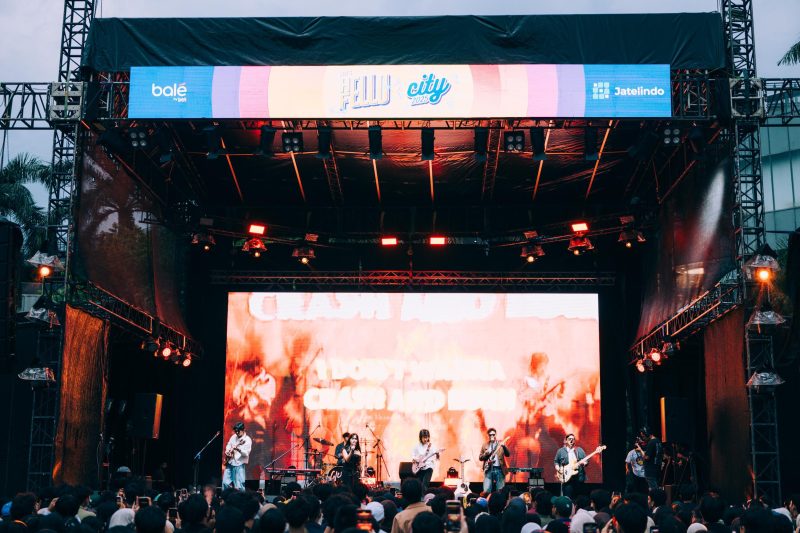 Hello Fello City 2025 sukses terselenggara dengan menghadirkan penampilan memukau dari Pamungkas, Reality Club, hingga Kahitna. (Foto: Dok. Hello Fello City)