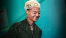 Reza Arap mengaku tidak peduli dengan hujatan netizen atas sikapnya memberikan spot khusus bagi mendiang Lula Lahfah di film Harusnya Horror. (Foto: raria.id/Febia Raffa)