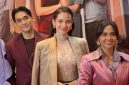 Enzy Storia mengungkapkan adanya kemiripan dirinya dengan karakter yang diperankannya di film Agensi Rumah Tangga. (Foto: raria.id/Siti Zahra)