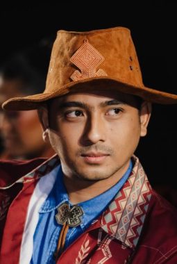 Wakili Indonesia di Oscar 2027, Arya Saloka Bakal Pakai Batik untuk Empat Musim Pertiwi